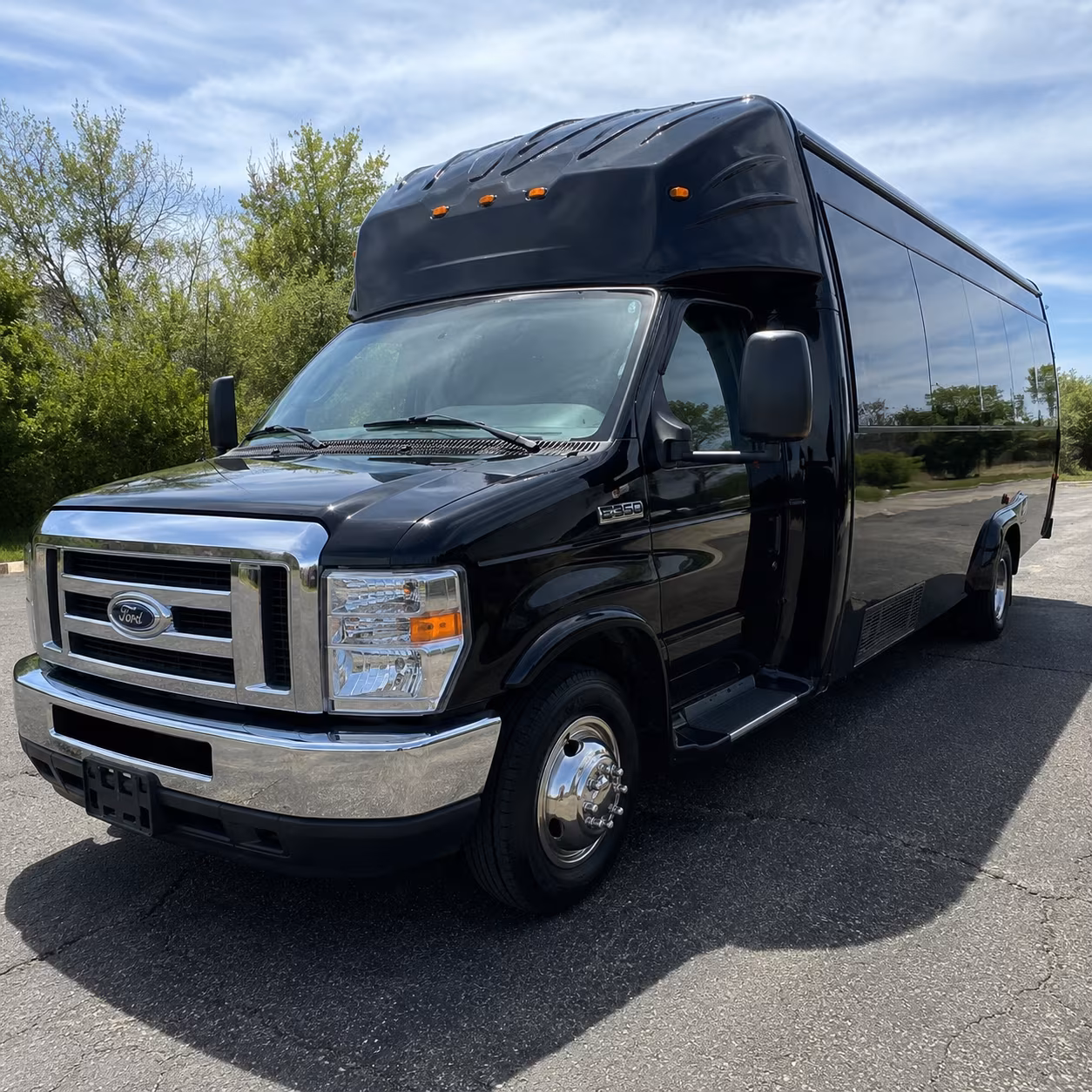 Elizabeth Winery Tour & Pub Crawl Transportation